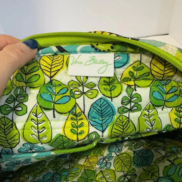 Vera Bradley small quilted backpack - Picture 6 of 10